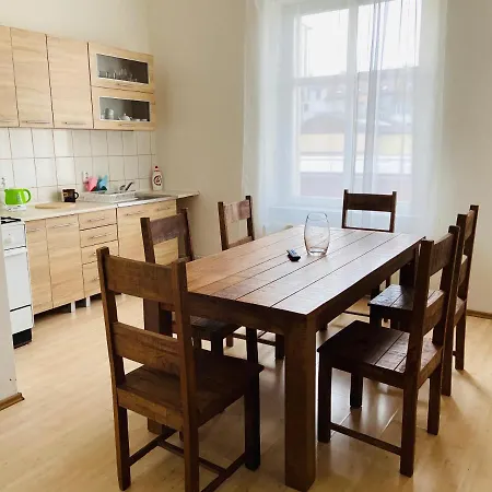 Sturova 726.4 Apartman